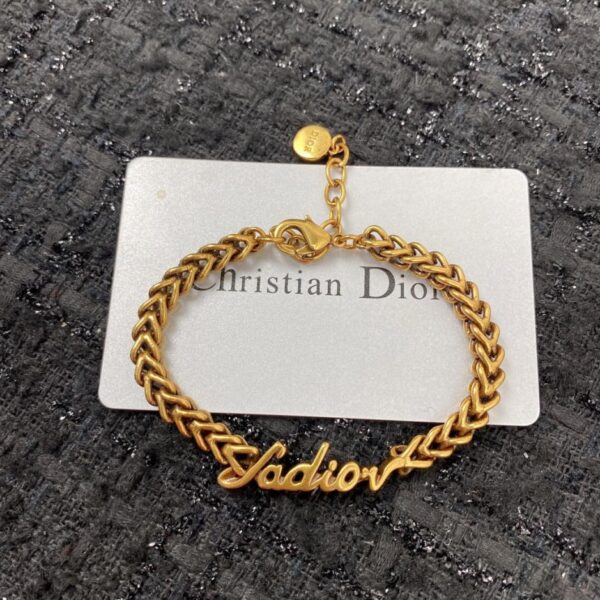 replica,repliche,fake,1:1,earrings,bracelet,ring,jewelry Bracciale Dior Synchronous Counter (F1GIR)