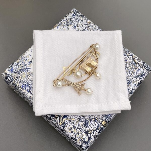 replica,repliche,fake,1:1,earrings,bracelet,ring,jewelry Spilla Dior Torre Eiffel (6PJDF)