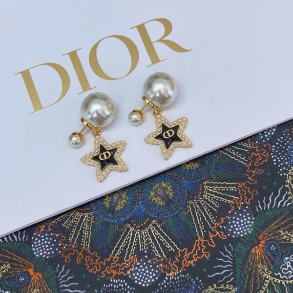 Orecchini Dior con stella a cinque punte e perle CD (9ZQUE)