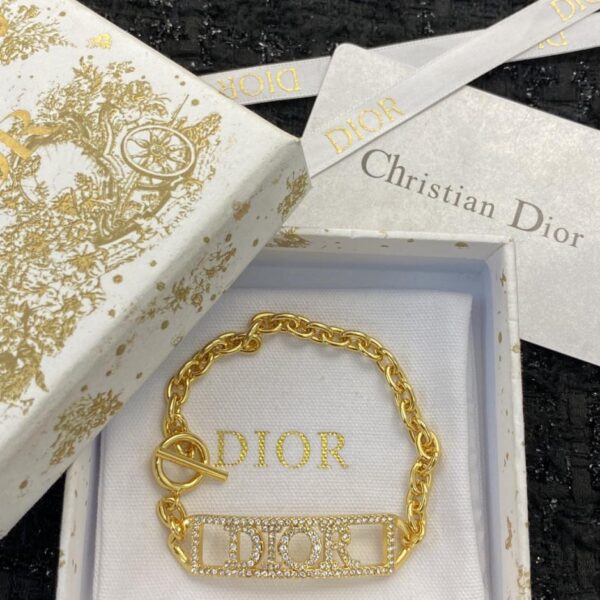 Bracciale Dior con lettere in oro e diamanti (7C5XA)