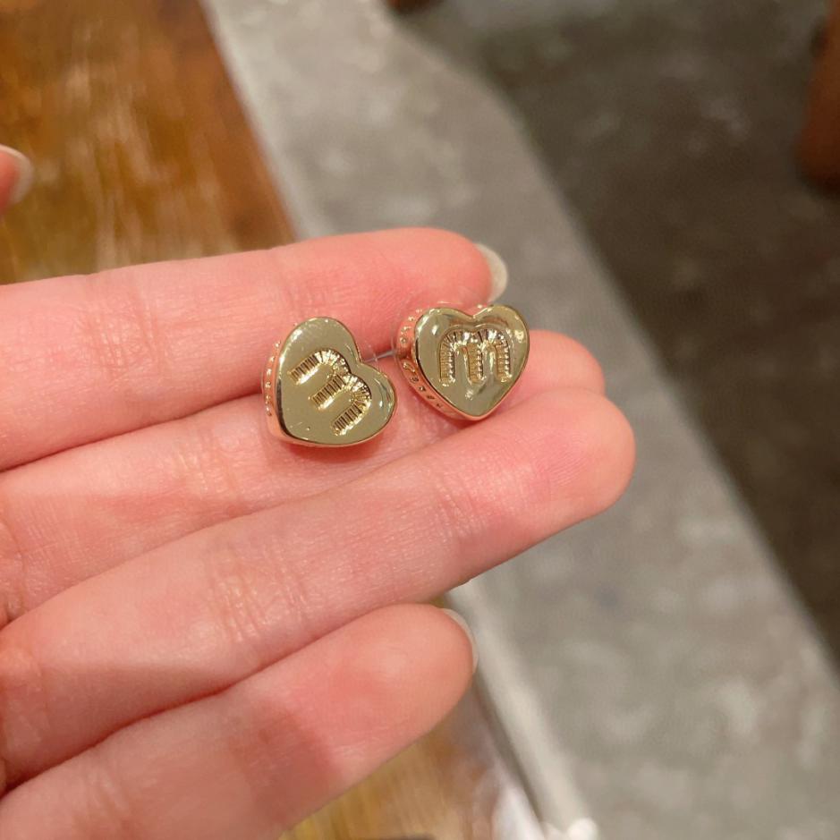 replica,repliche,fake,1:1,earrings,bracelet,ring,jewelry Orecchini Miu Miu con design a lettere nuove (4N7PH) replica,repliche,fake,1:1,earrings,bracelet,ring,jewelry Orecchini Miu Miu con design a lettere nuove (4N7PH)