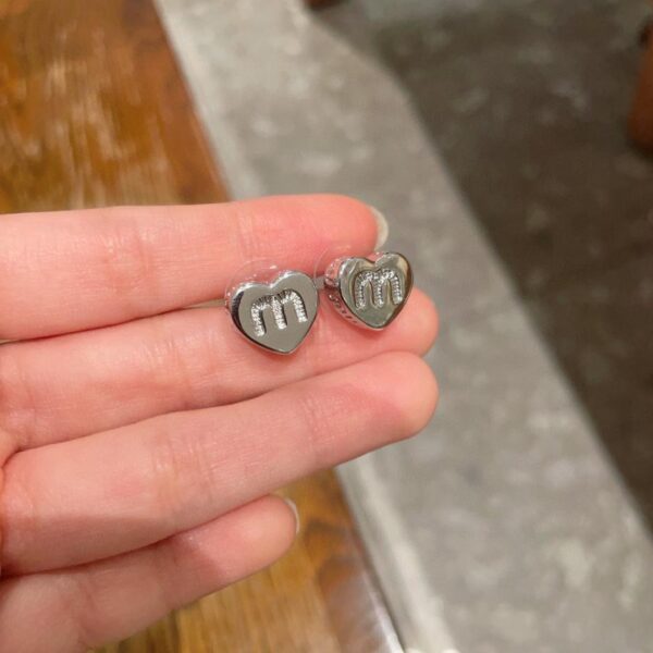 replica,repliche,fake,1:1,earrings,bracelet,ring,jewelry Nuovi orecchini con design a lettere Miu Miu (S4PS1)