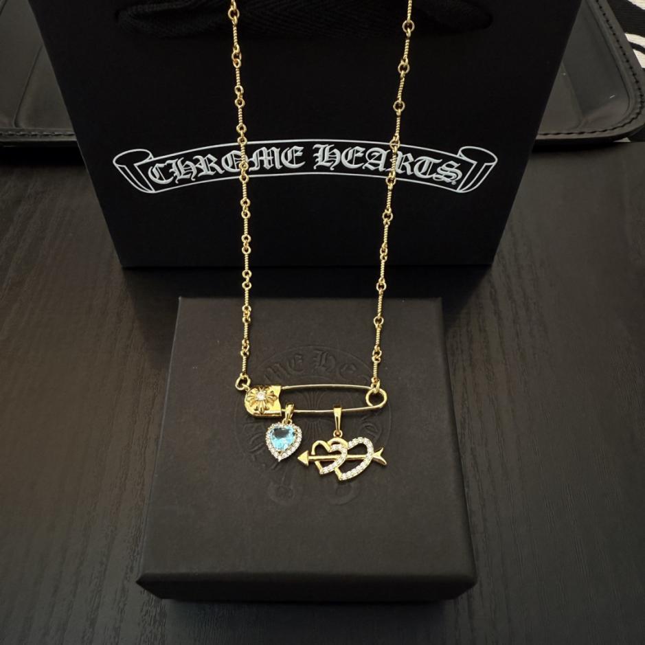 replica,repliche,fake,1:1,earrings,bracelet,ring,jewelry Collana con ciondolo a forma di croce con cuori cromati di nuova qualità (XVLGH) replica,repliche,fake,1:1,earrings,bracelet,ring,jewelry Collana con ciondolo a forma di croce con cuori cromati di nuova qualità (XVLGH)