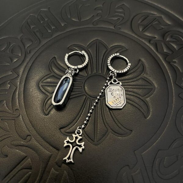 replica,repliche,fake,1:1,earrings,bracelet,ring,jewelry Nuovi orecchini a croce AB retrò classici Chrome Hearts di qualità da banco (3ZEAL)