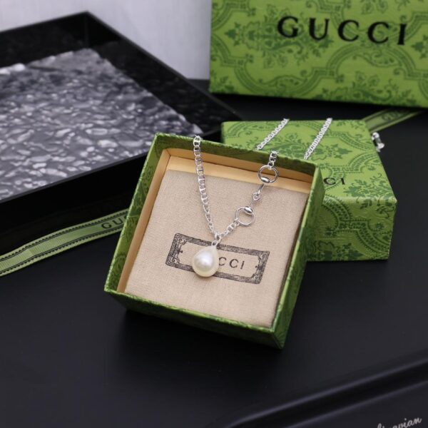 replica,repliche,fake,1:1,earrings,bracelet,ring,jewelry Collana Gucci in platino con perle, nuova (Q8Q1U)