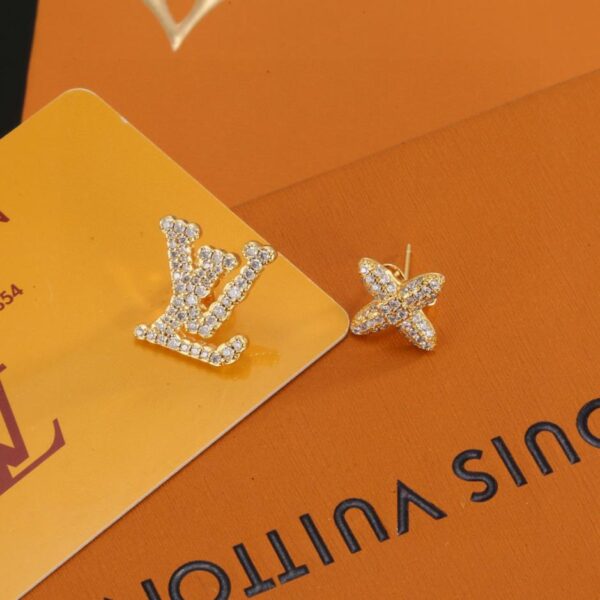 replica,repliche,fake,1:1,earrings,bracelet,ring,jewelry Orecchini a bottone Louis Vuitton (NPYR0)