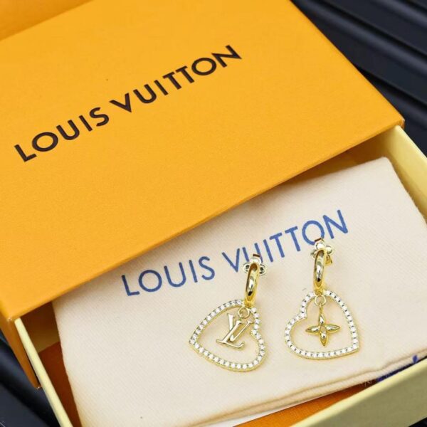replica,repliche,fake,1:1,earrings,bracelet,ring,jewelry Orecchini a cuore Louis Vuitton con lettere (ZR2UR)