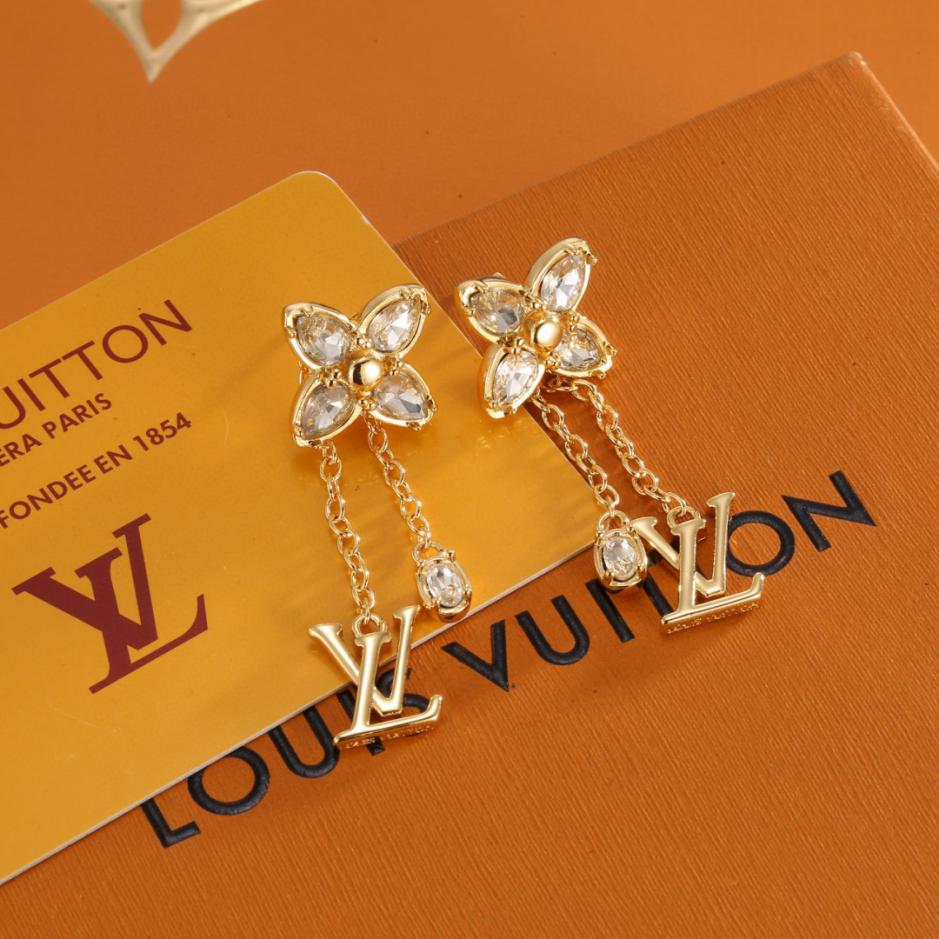 replica,repliche,fake,1:1,earrings,bracelet,ring,jewelry Orecchini LV in oro a quadrifoglio (OFFQ4) replica,repliche,fake,1:1,earrings,bracelet,ring,jewelry Orecchini LV in oro a quadrifoglio (OFFQ4)