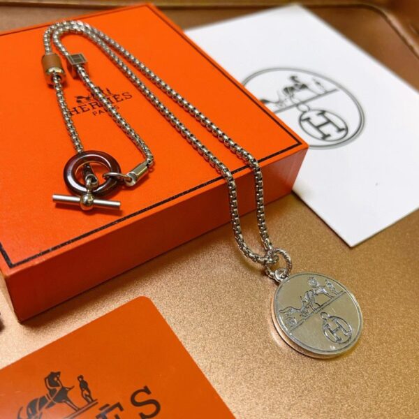 replica,repliche,fake,1:1,earrings,bracelet,ring,jewelry Collana Hermes con naso di maiale, serie di gioielli (269HA)