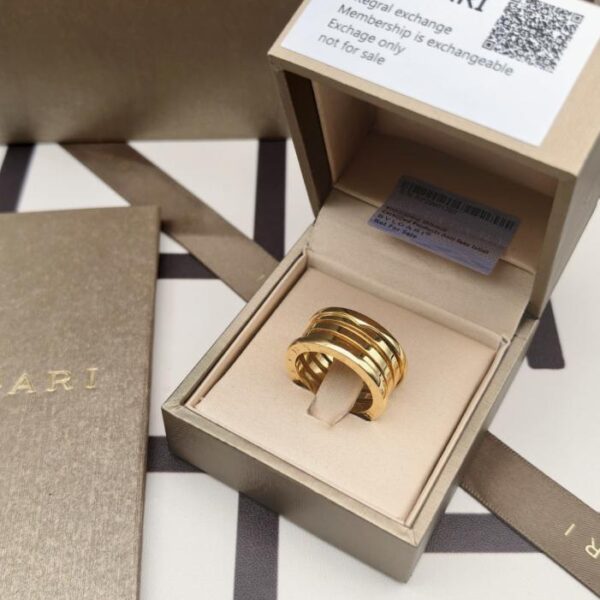replica,repliche,fake,1:1,earrings,bracelet,ring,jewelry Versione da banco Bulgari con anello a molla, versione larga, versione con oro, materiale in oro, produzione in oro (Q3D87)