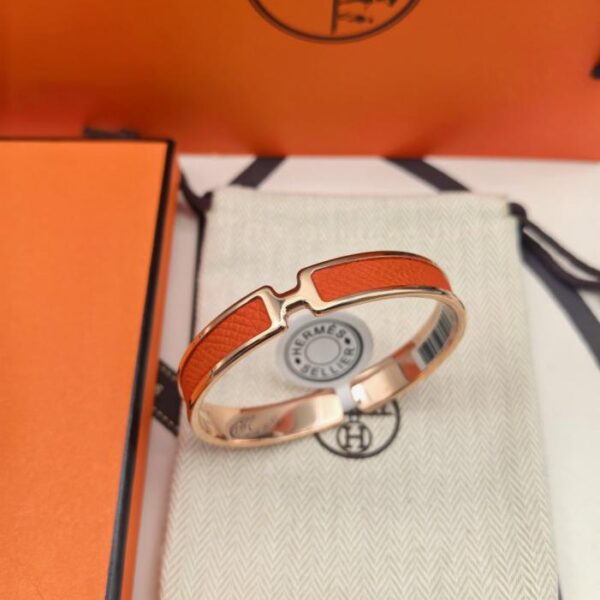 replica,repliche,fake,1:1,earrings,bracelet,ring,jewelry Bracciale Hermès in pelle arancione da uomo, nuova versione aggiornata (B6PMS)