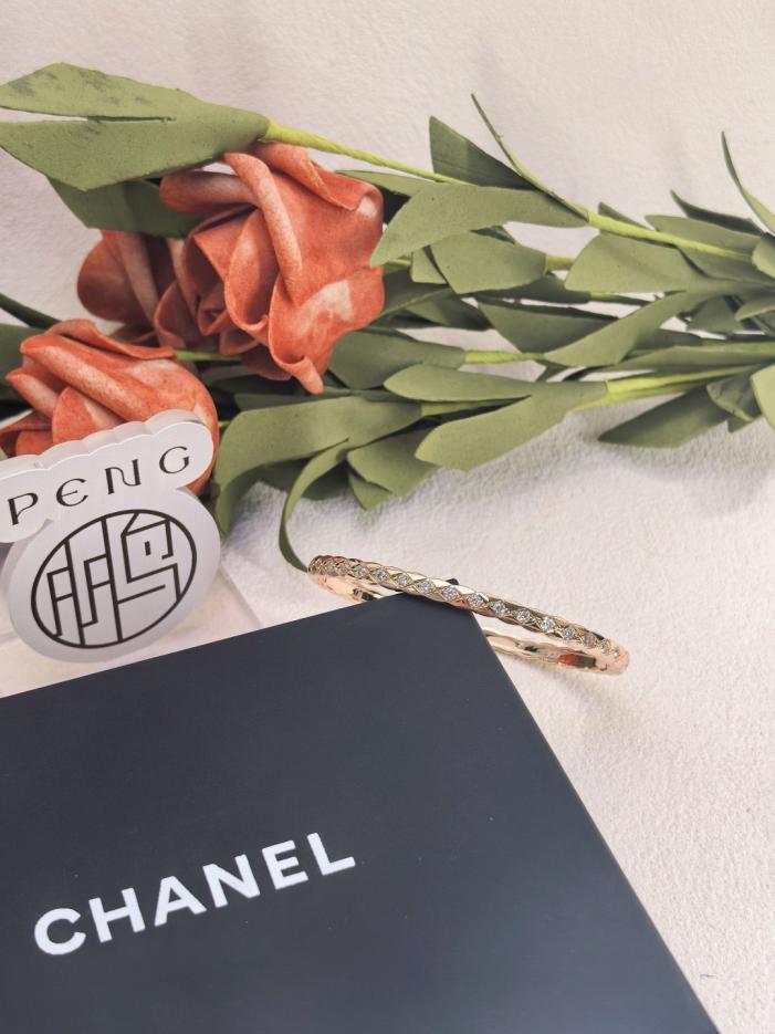 replica,repliche,fake,1:1,earrings,bracelet,ring,jewelry Versione contatore Bracciale Chanel con diamanti pieni, versione stretta, placcato oro 18 carati, colore spesso preservato (X63K4) replica,repliche,fake,1:1,earrings,bracelet,ring,jewelry Versione contatore Bracciale Chanel con diamanti pieni, versione stretta, placcato oro 18 carati, colore spesso preservato (X63K4)