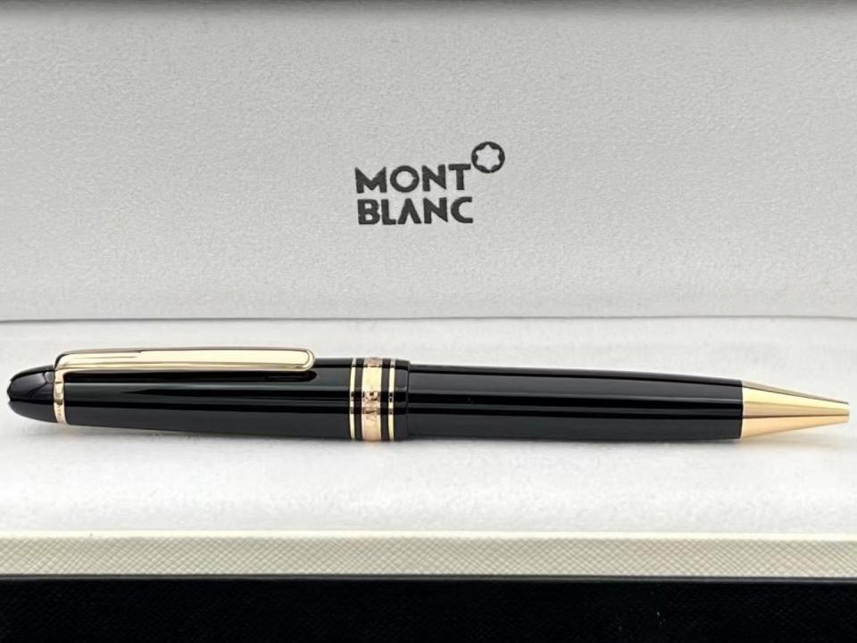 replica,repliche,fake,1:1,earrings,bracelet,ring,jewelry Penna stilografica Mont Blanc, penna a sfera, nuovo modello (F5AB8) replica,repliche,fake,1:1,earrings,bracelet,ring,jewelry Penna stilografica Mont Blanc, penna a sfera, nuovo modello (F5AB8)