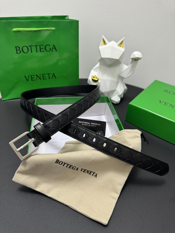 replica,repliche,fake,1:1,earrings,bracelet,ring,jewelry BOTTEGA VENETA 2,5 cm Pelle di vacchetta intrecciata a mano (EGK1T) replica,repliche,fake,1:1,earrings,bracelet,ring,jewelry BOTTEGA VENETA 2,5 cm Pelle di vacchetta intrecciata a mano (EGK1T)