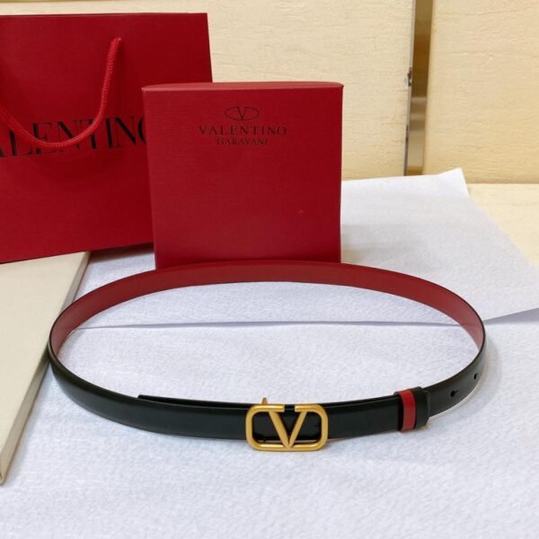 replica,repliche,fake,1:1,earrings,bracelet,ring,jewelry Cintura reversibile in pelle di vitello lucida con fibbia classica in ottone VALENTINO GARAVANI VLOGO SIGNATURE (2PPY5)
