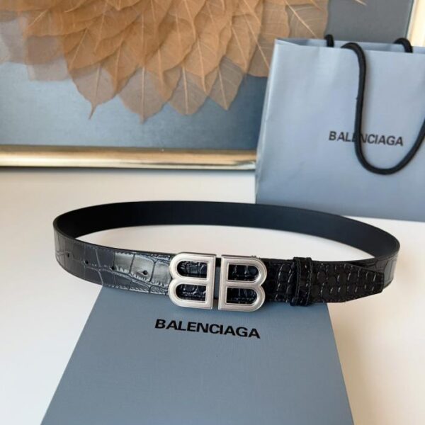replica,repliche,fake,1:1,earrings,bracelet,ring,jewelry Balenciaga in pelle di vitello importata da 3,0 cm di larghezza con hardware vintage in rame puro (7METI)