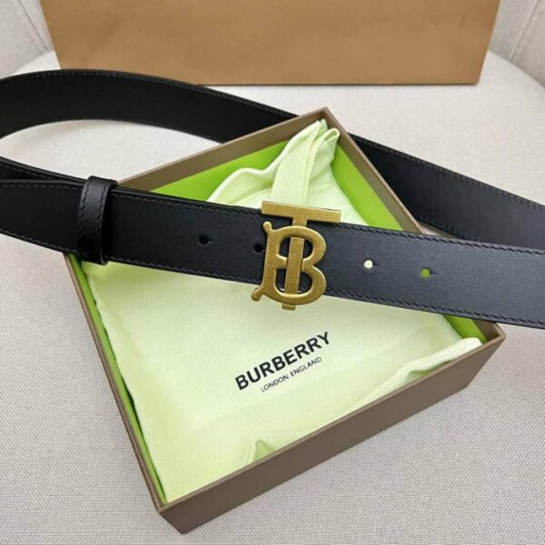 replica,repliche,fake,1:1,earrings,bracelet,ring,jewelry Cintura da uomo BURBERRY in pelle pieno fiore con fibbia in metallo abbinata, per uso esterno, bifacciale, 3,5 cm (8O5G7)