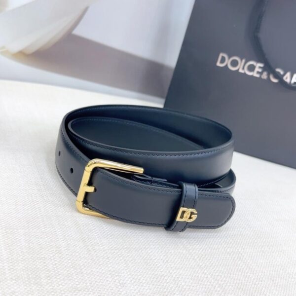 replica,repliche,fake,1:1,earrings,bracelet,ring,jewelry Cintura in pelle di vitello D&G, originale importata, con fibbia DG, 3,0 cm (I5Y8G)