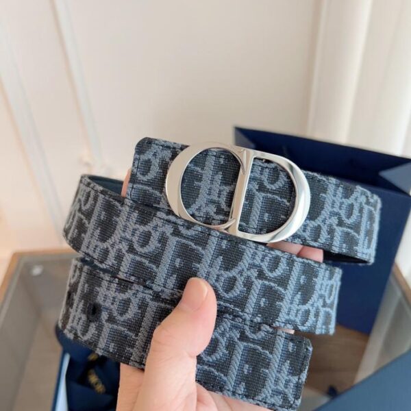 replica,repliche,fake,1:1,earrings,bracelet,ring,jewelry DIOR Enhanced Edition Pelle originale francese Obliqua Panno azzurro Pelle di vacchetta nera 3,5 cm (R9XIQ)