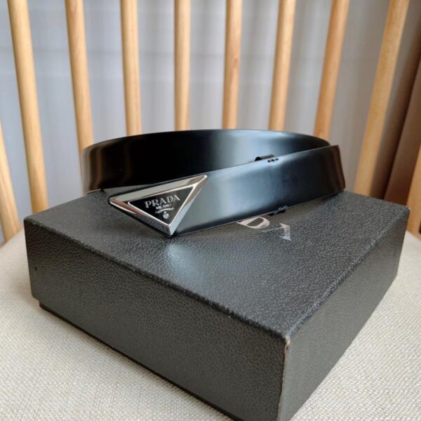 replica,repliche,fake,1:1,earrings,bracelet,ring,jewelry Cintura in pelle lucida PRADA ultimo modello (TF8B7)