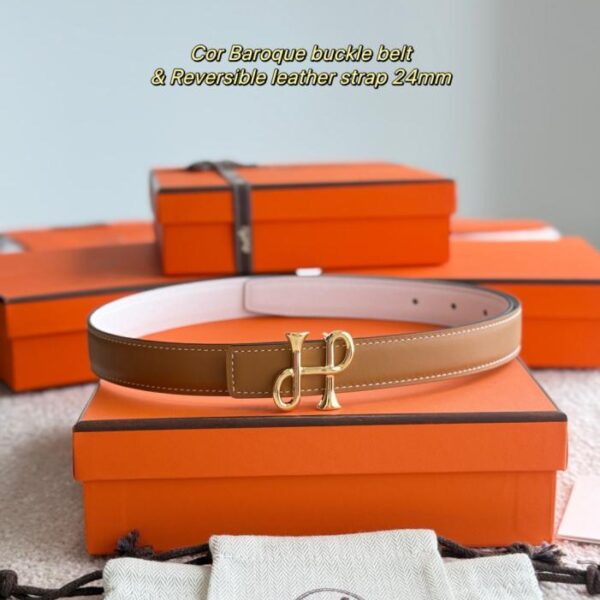 replica,repliche,fake,1:1,earrings,bracelet,ring,jewelry Cintura da donna Hermes con nuovi elementi metallici Cor Baroque e pelle Epsom importata, larghezza 24 mm (BAVH6)