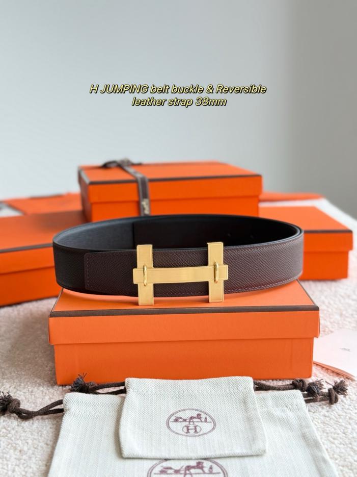 replica,repliche,fake,1:1,earrings,bracelet,ring,jewelry Cintura da uomo Hermes JUMPING Premium Hardware con pelle Epsom importata, nera + rosso sella, larghezza 38 mm (XNDV5) replica,repliche,fake,1:1,earrings,bracelet,ring,jewelry Cintura da uomo Hermes JUMPING Premium Hardware con pelle Epsom importata, nera + rosso sella, larghezza 38 mm (XNDV5)