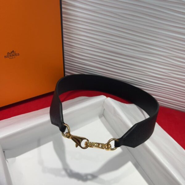 replica,repliche,fake,1:1,earrings,bracelet,ring,jewelry Dettagli della tracolla tascabile Kelly Hermès Tracolla in pelle Swift ed Epsom TC (H9DJM)