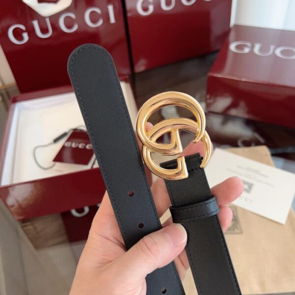 GUCCI Superficie superiore in pelle di vitello larghezza 3,0 cm (Y183C)