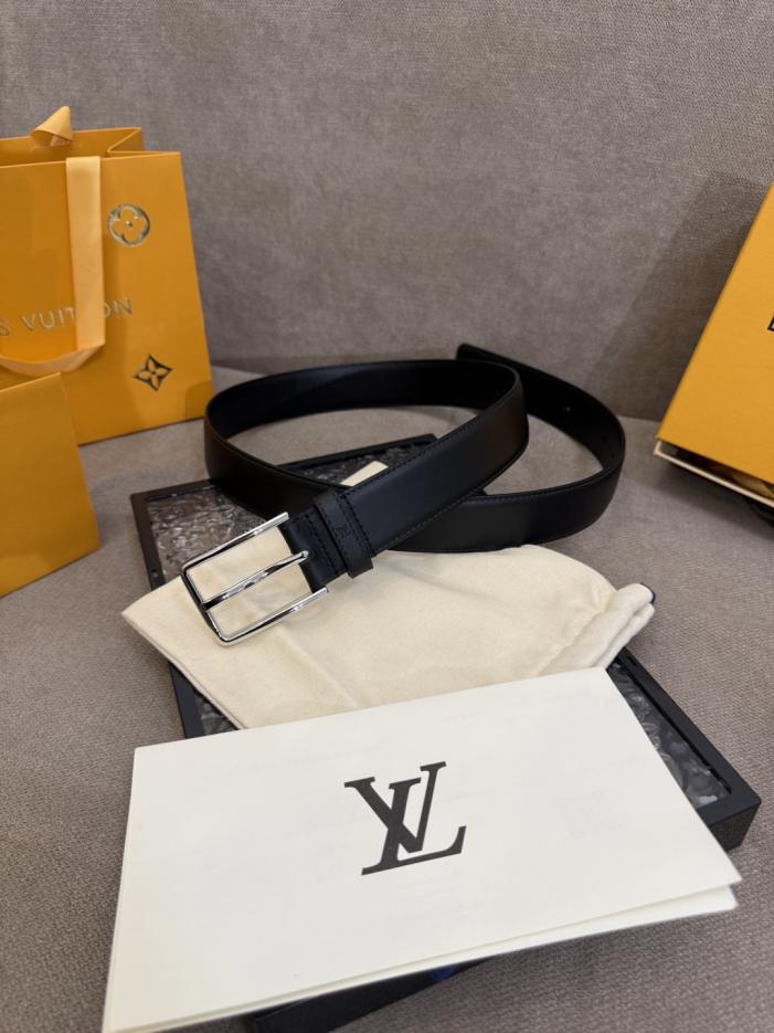 replica,repliche,fake,1:1,earrings,bracelet,ring,jewelry Cintura LV con fibbia ad ardiglione da 3,5 pollici, nuovo modello con motivo floreale Monogram in rilievo (8IN7S) replica,repliche,fake,1:1,earrings,bracelet,ring,jewelry Cintura LV con fibbia ad ardiglione da 3,5 pollici, nuovo modello con motivo floreale Monogram in rilievo (8IN7S)