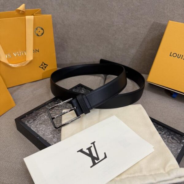 replica,repliche,fake,1:1,earrings,bracelet,ring,jewelry Cintura LV 3.5 con fibbia ad ardiglione, nuovo modello con motivo floreale Monogram in rilievo (FD3F2)