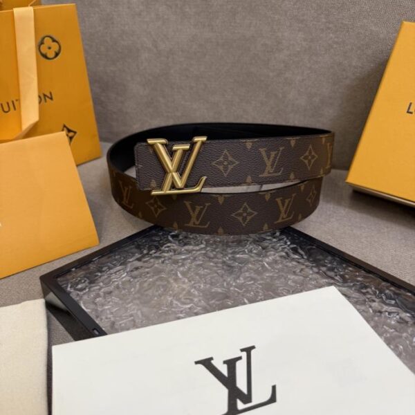 replica,repliche,fake,1:1,earrings,bracelet,ring,jewelry Cintura nuova da uomo LV, larghezza 4,0 cm (CD62D)