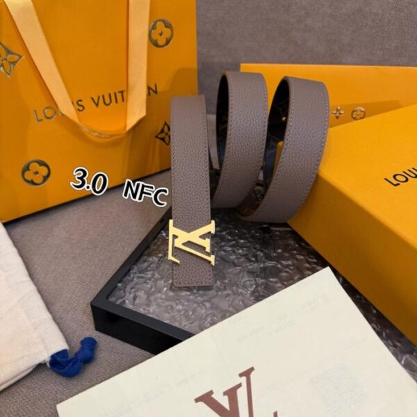 replica,repliche,fake,1:1,earrings,bracelet,ring,jewelry Cintura reversibile LV Initiales 3,0 cm (SQGG3)