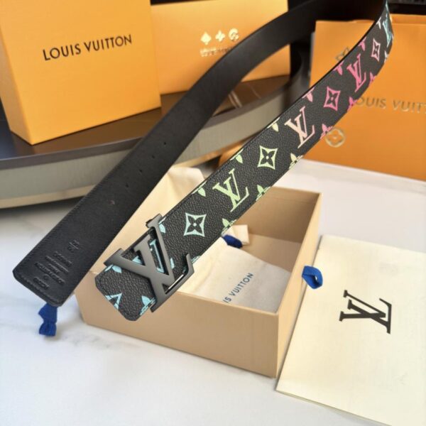 LOUIS VUITTON ultima versione con contatori da 40 mm di larghezza (MMOJZ)