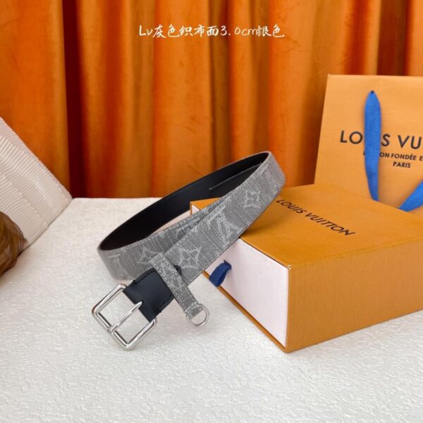 replica,repliche,fake,1:1,earrings,bracelet,ring,jewelry Borsa Louis Vuitton classica originale di qualità, in tessuto grigio con scritta del marchio e suola in pelle nera, larghezza 3,0 cm (ERJUZ)