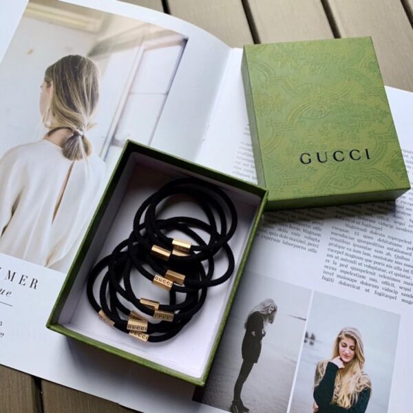 replica,repliche,fake,1:1,earrings,bracelet,ring,jewelry (10 pezzi) Gucci New Metal Label Classic Black Elastici per capelli resistenti, 10 pezzi/scatola (A0B8X)