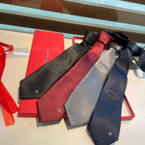 replica,repliche,fake,1:1,earrings,bracelet,ring,jewelry Nuova serie di cravatte da uomo Ferragamo in 100% seta twill di prima qualità, fatte a mano e personalizzate (NU8Q8)