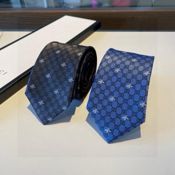 replica,repliche,fake,1:1,earrings,bracelet,ring,jewelry Gucci New Counter [Cravatta con stampa GG Bee] Cravatta da uomo (DQ55H)