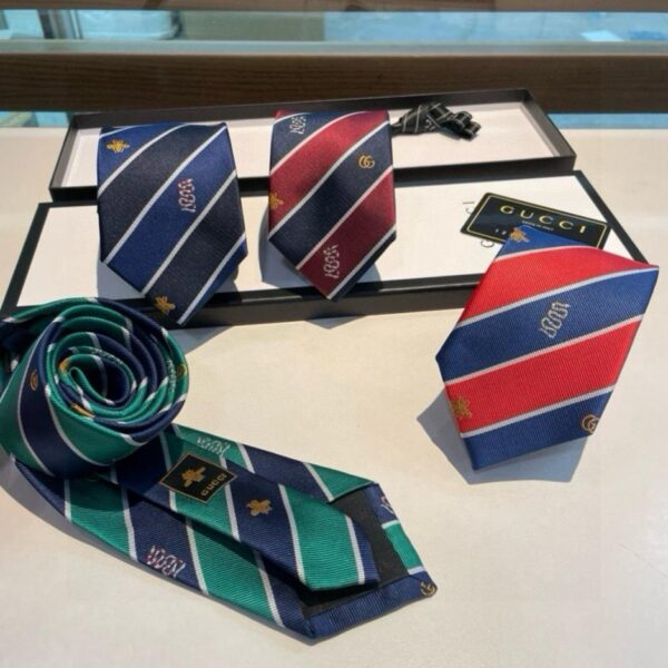 replica,repliche,fake,1:1,earrings,bracelet,ring,jewelry Serie di cravatte da uomo Gucci (EF24Z)