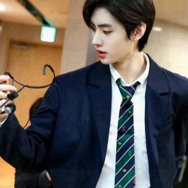 replica,repliche,fake,1:1,earrings,bracelet,ring,jewelry Serie di cravatte da uomo Gucci (W0HV0)