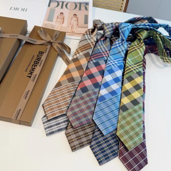 replica,repliche,fake,1:1,earrings,bracelet,ring,jewelry Cravatta sincronizzata Burberry (9AAJE)