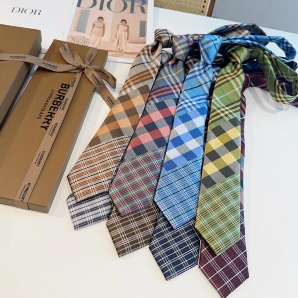 replica,repliche,fake,1:1,earrings,bracelet,ring,jewelry Cravatta sincronizzata Burberry (U9ECZ)
