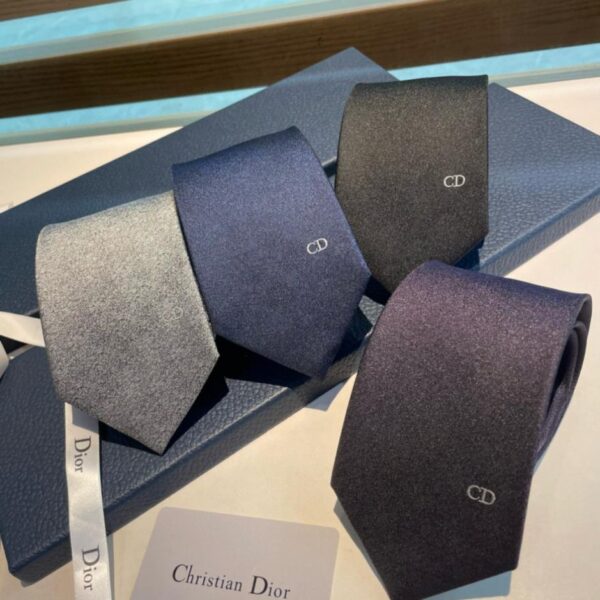replica,repliche,fake,1:1,earrings,bracelet,ring,jewelry Cravatta Dior da uomo nuova (98LD1)