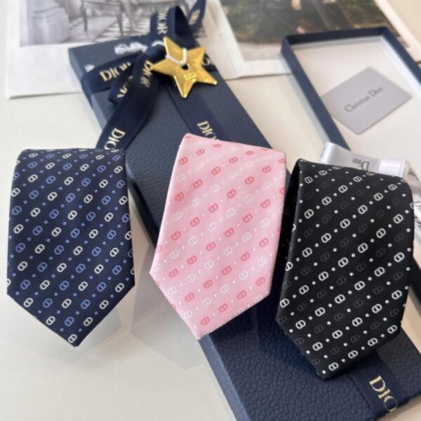 replica,repliche,fake,1:1,earrings,bracelet,ring,jewelry Cravatta Dior da uomo nuova (USN6Y)
