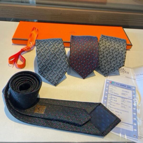 replica,repliche,fake,1:1,earrings,bracelet,ring,jewelry Nuova serie di cravatte da uomo Hermès in twill di seta di altissima qualità al 100%, personalizzazione fatta a mano (LQTCF)