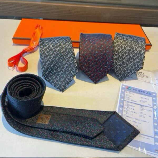 replica,repliche,fake,1:1,earrings,bracelet,ring,jewelry Cravatte Hermès da uomo, nuove, 100% seta twill, personalizzazione fatta a mano (YY1EL)