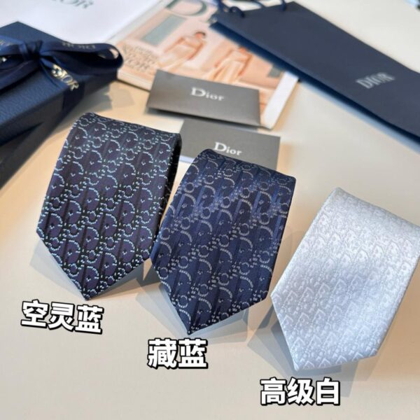 replica,repliche,fake,1:1,earrings,bracelet,ring,jewelry Cravatta Dior da uomo nuova (B33AK)