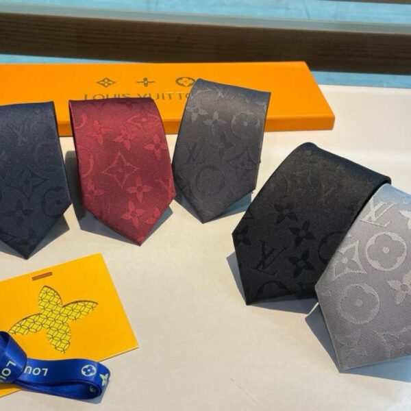Cravatta da uomo LV Silk Diamonds V-Tie (J3WJ3)
