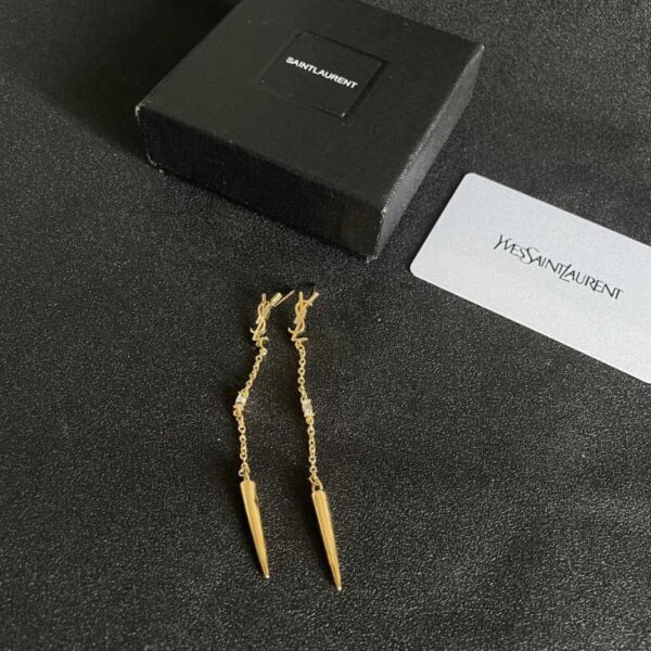 Nuovi orecchini YSL Saint Laurent (L3EJN)