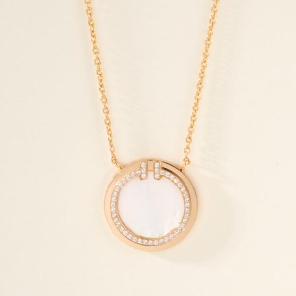 replica,repliche,fake,1:1,earrings,bracelet,ring,jewelry Collana a forma di T con cerchio grande CNC (YAA0L)