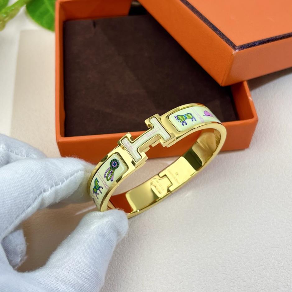 replica,repliche,fake,1:1,earrings,bracelet,ring,jewelry Bracciale Hermès (HG0E5) replica,repliche,fake,1:1,earrings,bracelet,ring,jewelry Bracciale Hermès (HG0E5)